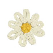 Raffia pendants flower 50mm White