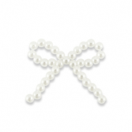 Statement charms pearl bow Pearl White