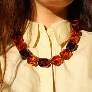 NEW New trendy acrylic beads