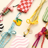 Inspirational Sets Make colourful keychains and necklaces with trendy paracord